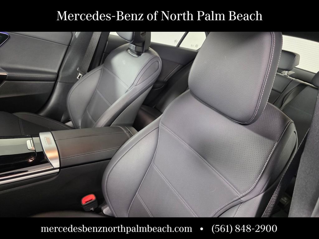 Certified 2025 Mercedes-Benz C 300 Sedan image 11