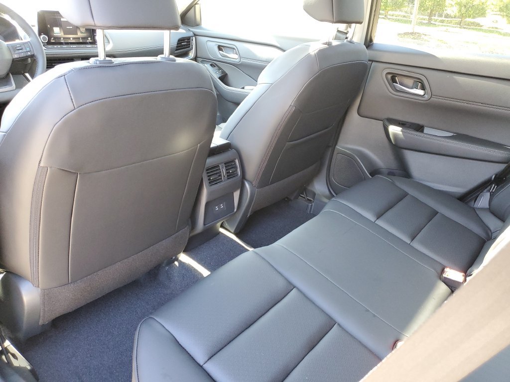 New 2026 Nissan Rogue Dark Armor FWD image 14