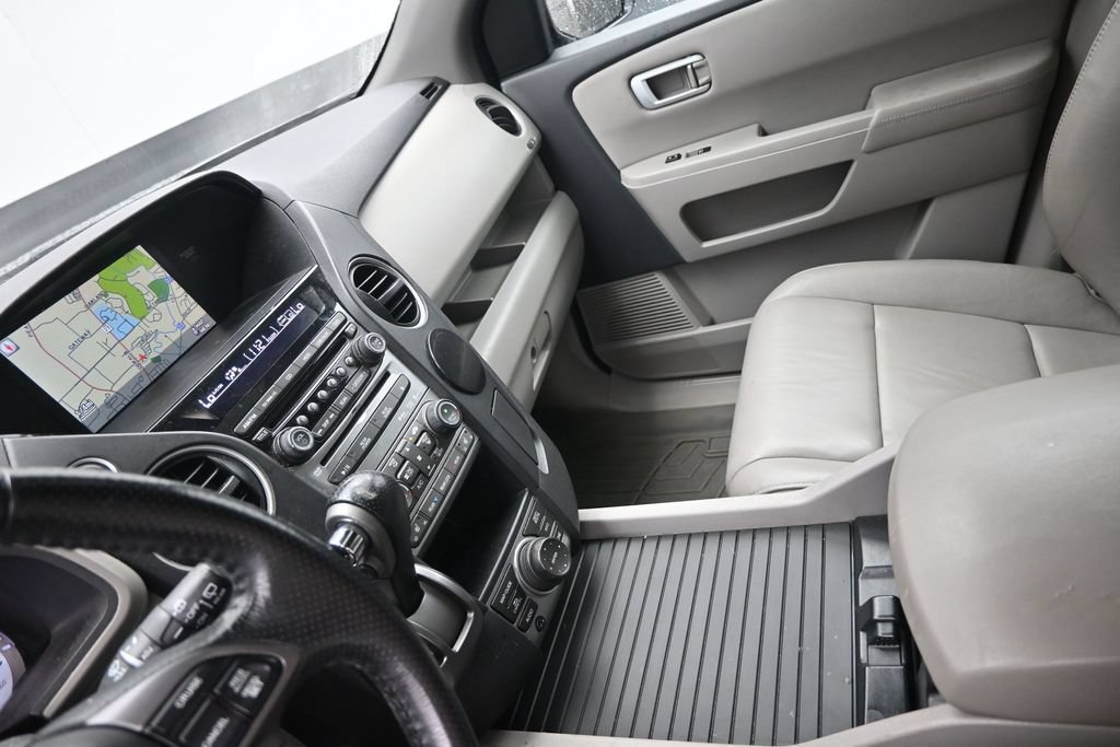 Used 2015 Honda Pilot Touring image 15