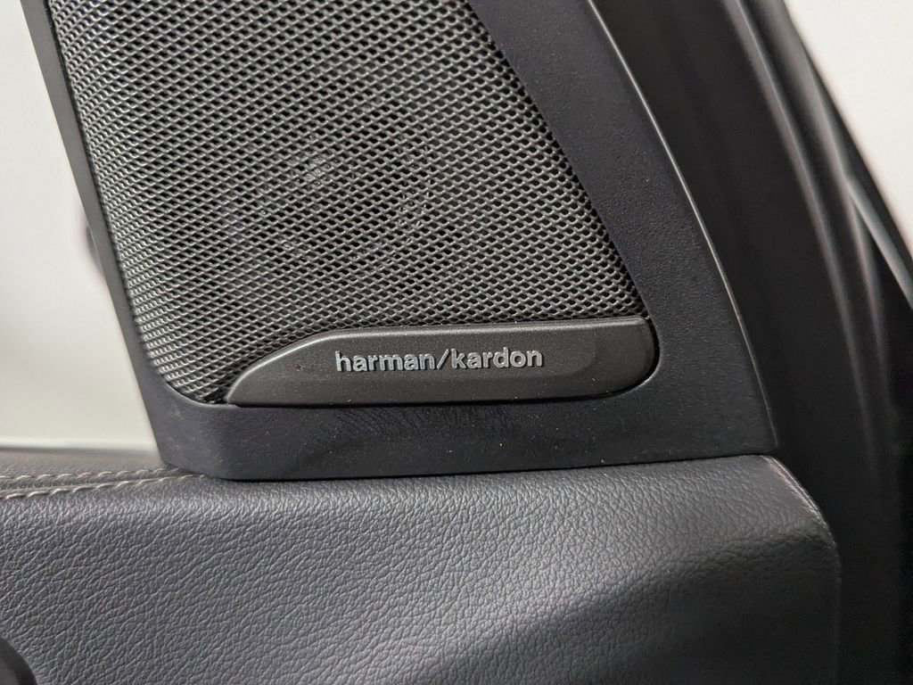 Used 2020 BMW X5 xDrive40i w/ Convenience Package image 14