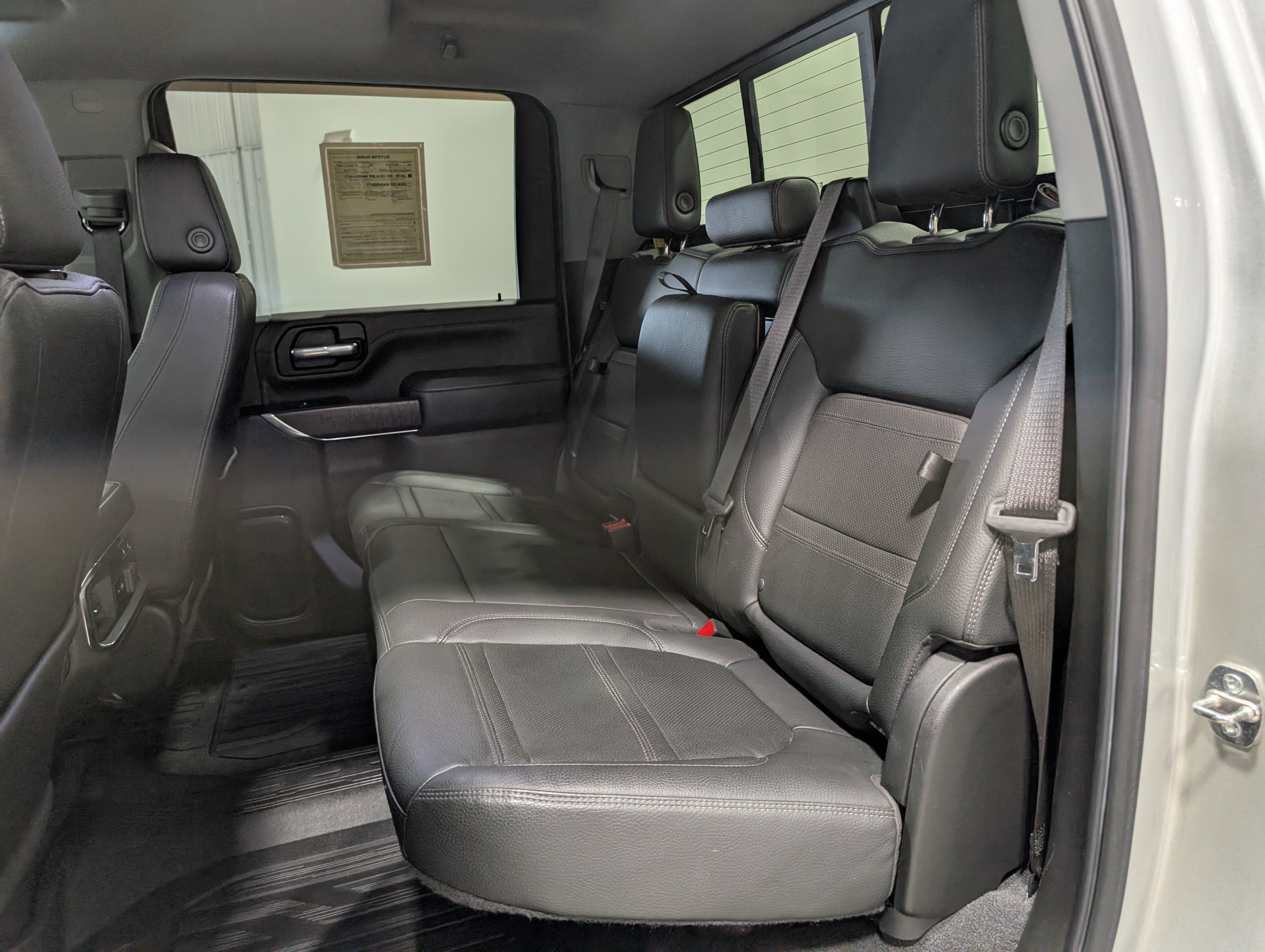Used 2023 GMC Sierra 2500 Denali w/ Technology Package AWD/4WD image 18