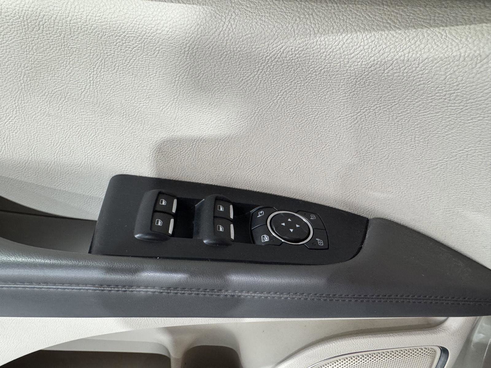 Used 2018 Lincoln MKX Premiere AWD/4WD image 31