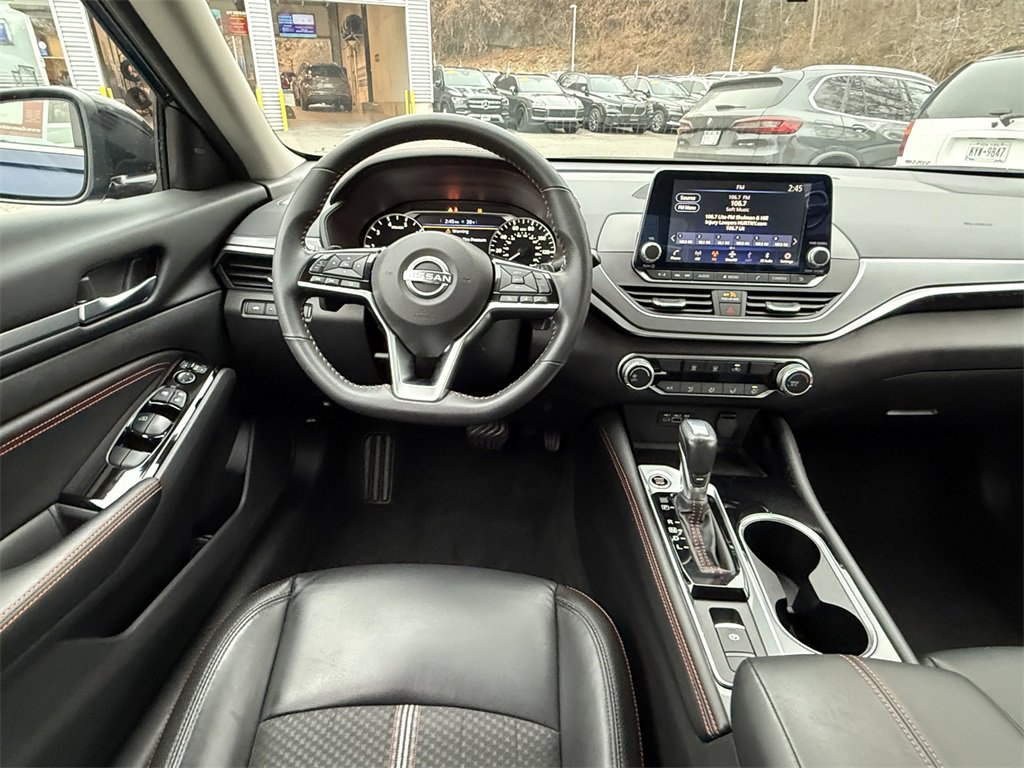 Used 2023 Nissan Altima 2.5 SR image 10