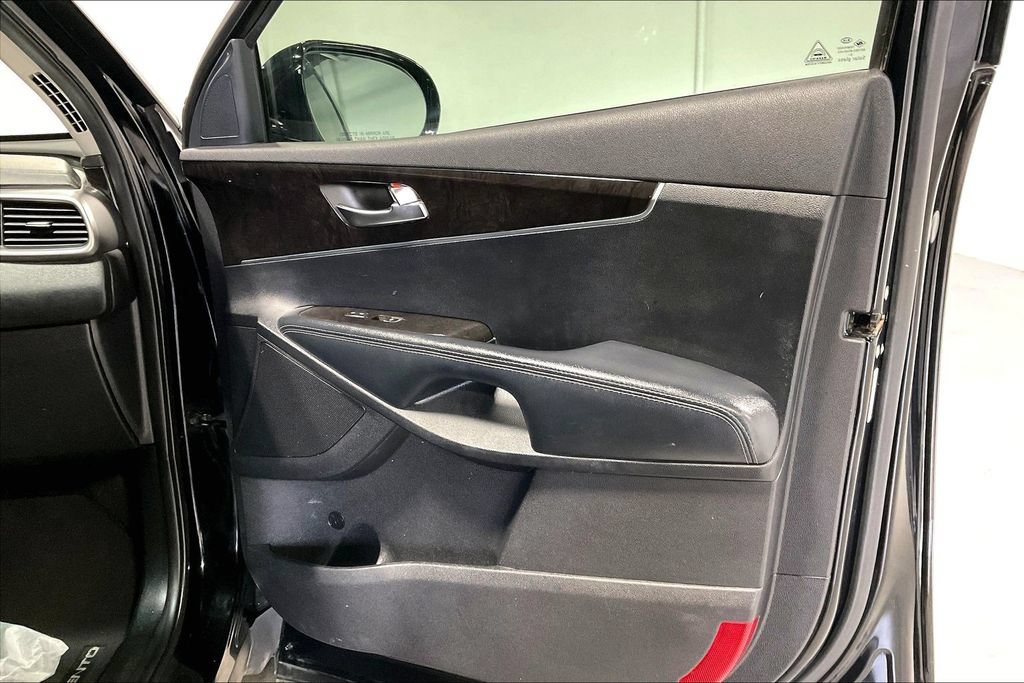 Used 2016 Kia Sorento L FWD image 22