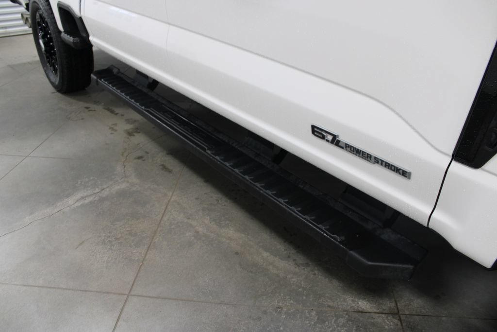 Used 2025 Ford F250 Lariat w/ Black Appearance Package AWD/4WD image 11