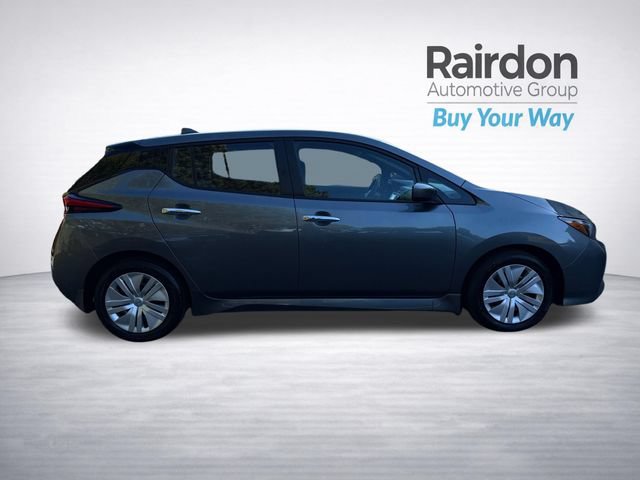 Used 2025 Nissan Leaf S FWD image 8
