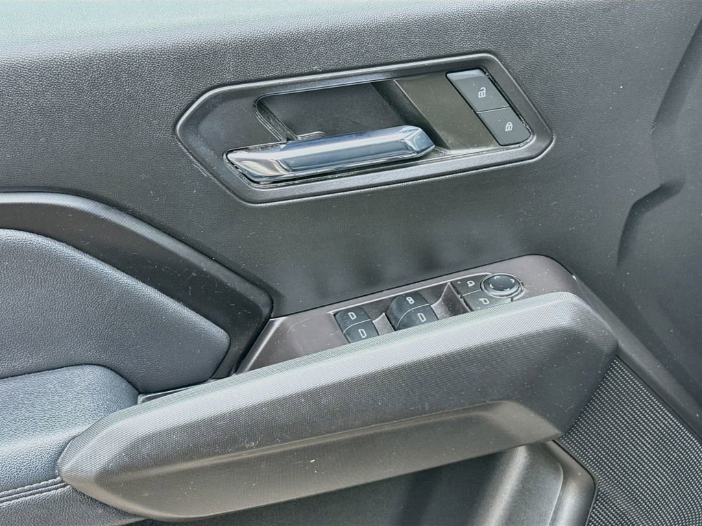 Used 2024 Chevrolet Colorado LT w/ LT Convenience Package II AWD/4WD image 18