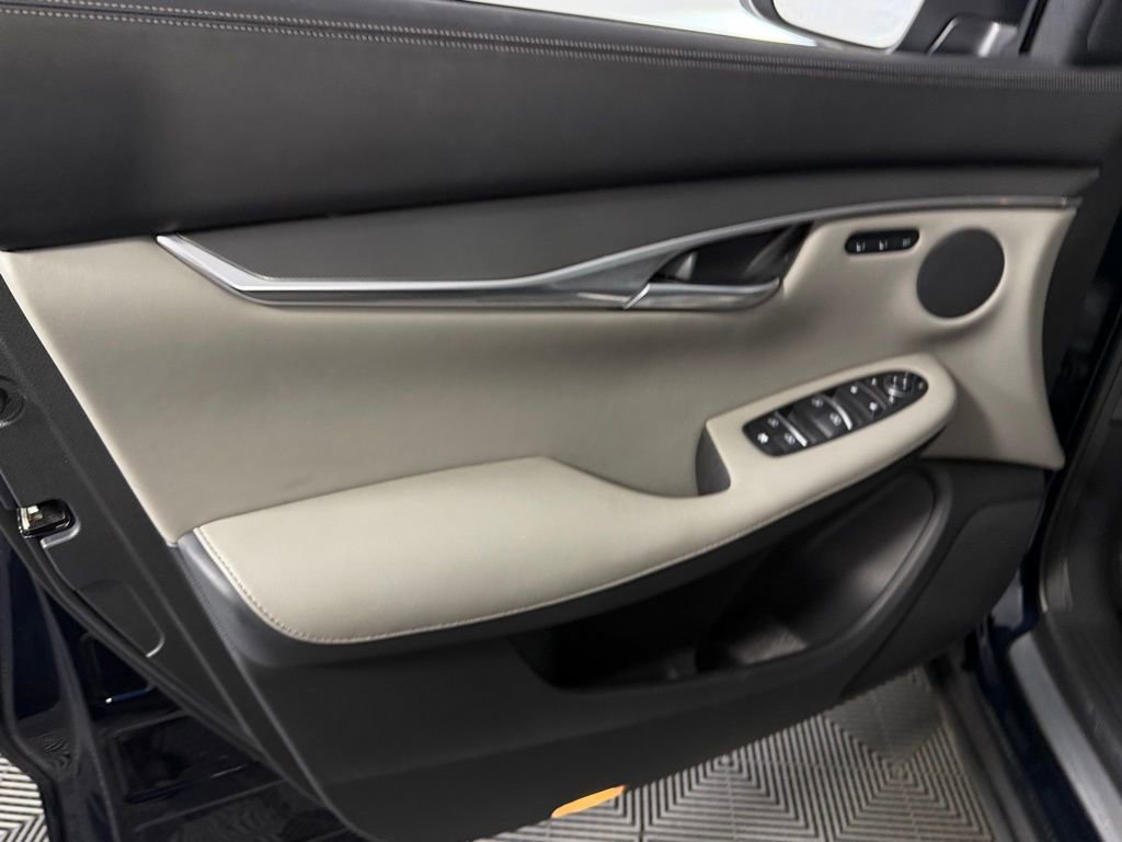 Used 2025 INFINITI QX50 Luxe image 22