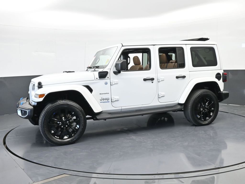 Used 2022 Jeep Wrangler Unlimited Sahara w/ Safety Group image 2