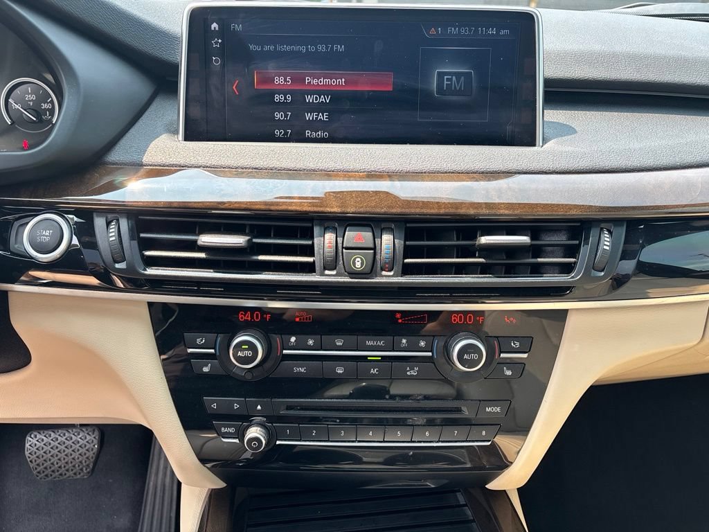 Used 2018 BMW X5 xDrive40e AWD/4WD image 13