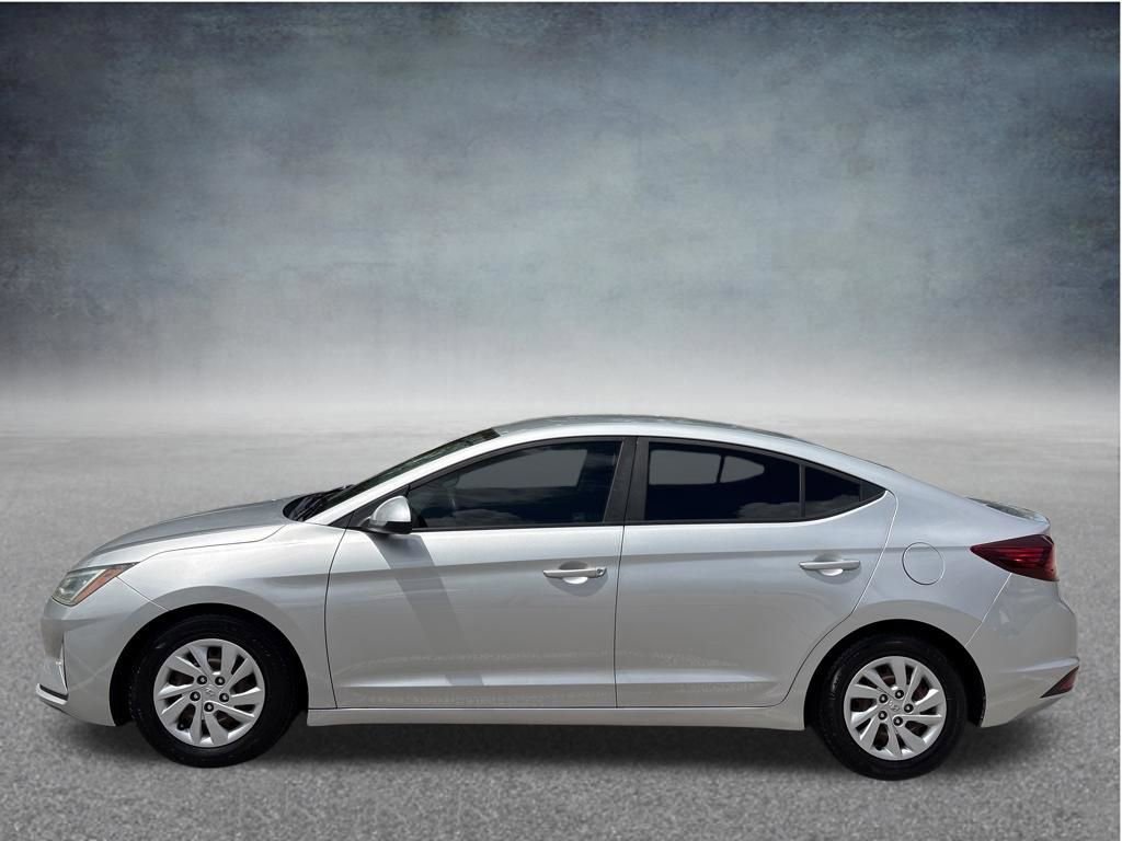 Used 2019 Hyundai Elantra SE w/ Cargo Package image 2
