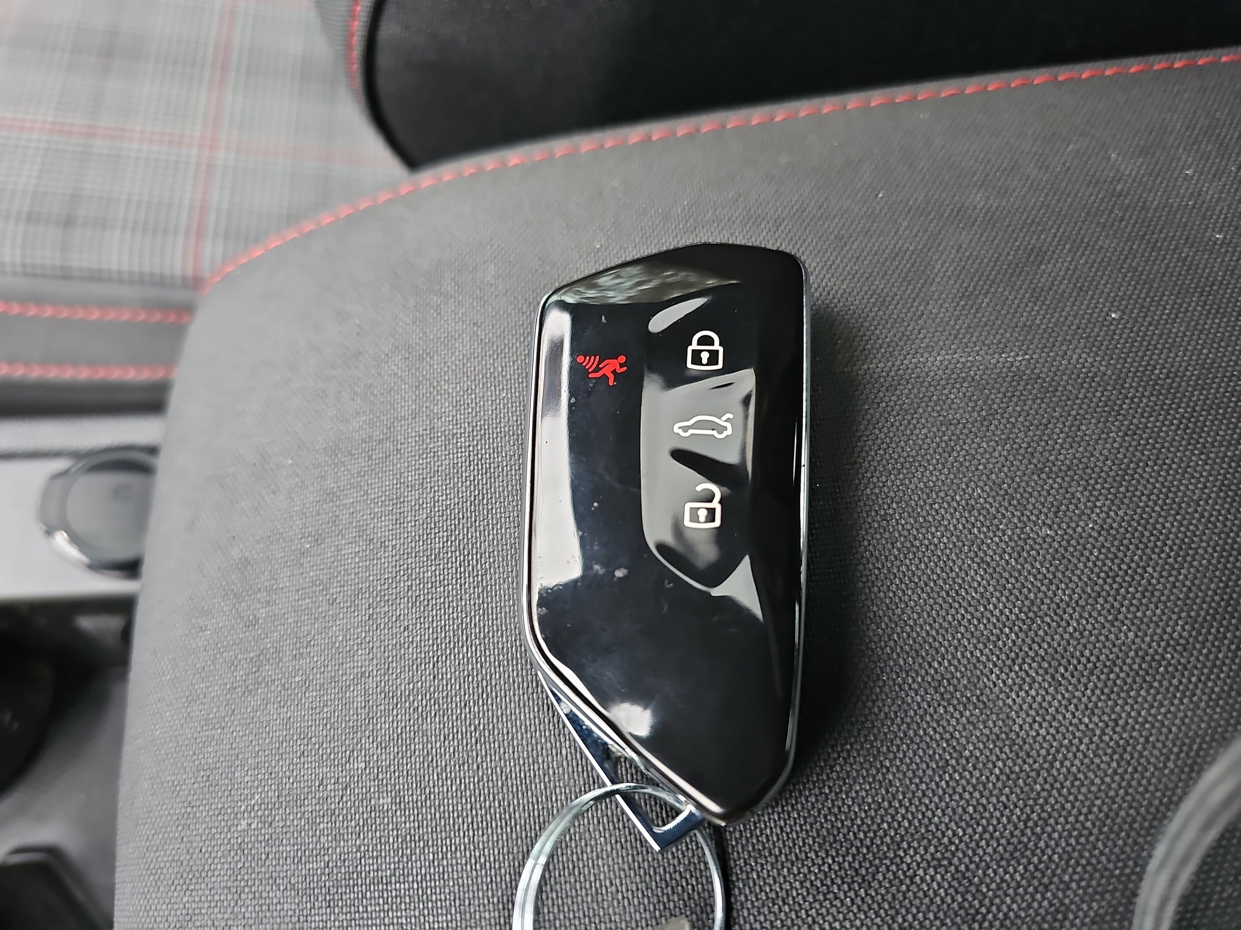 Used 2022 Volkswagen GTI SE image 35