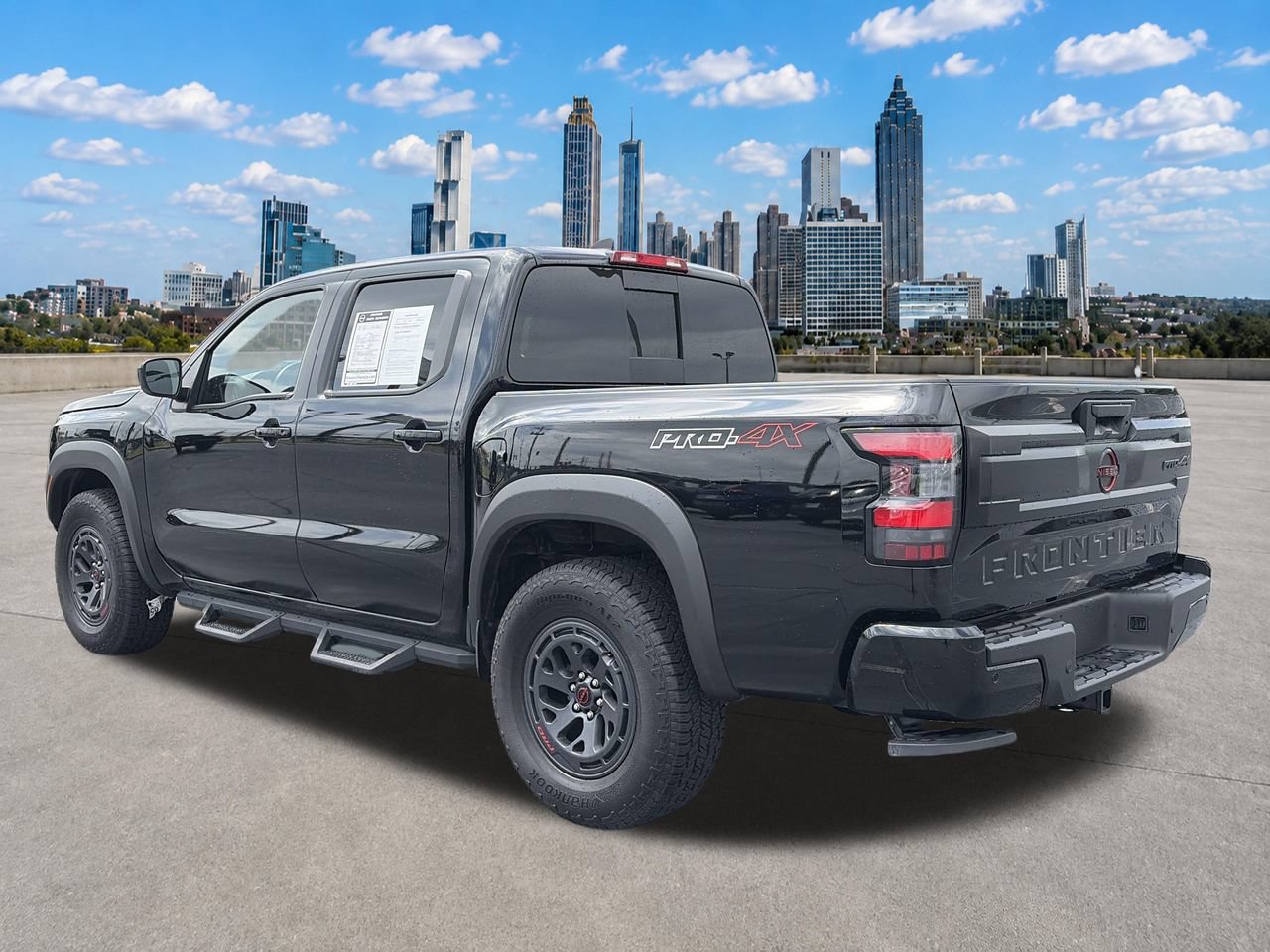 Certified 2026 Nissan Frontier PRO-4X w/ Tow Package AWD/4WD image 18