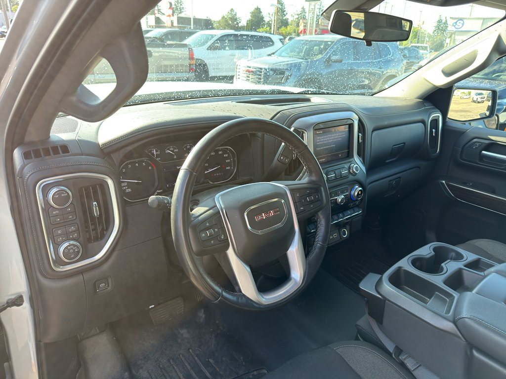 Used 2020 GMC Sierra 1500 Elevation w/ Elevation Value Package AWD/4WD image 8