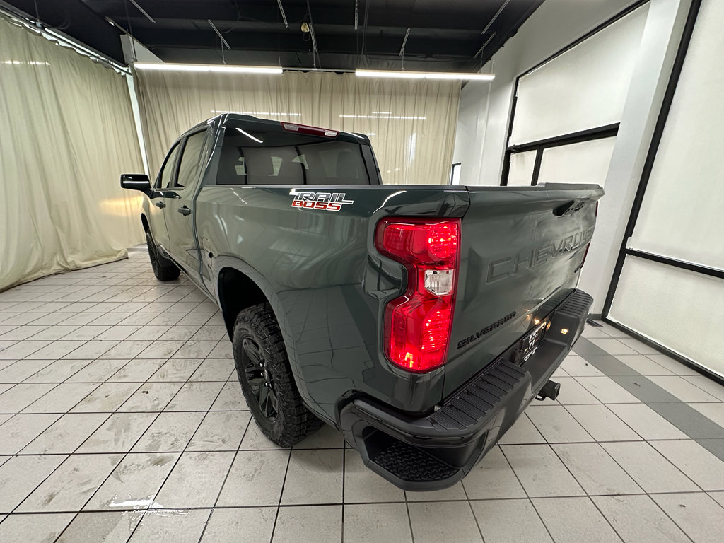 New 2026 Chevrolet Silverado 1500 Custom Trail Boss w/ LPO, Dark Essentials Package image 19