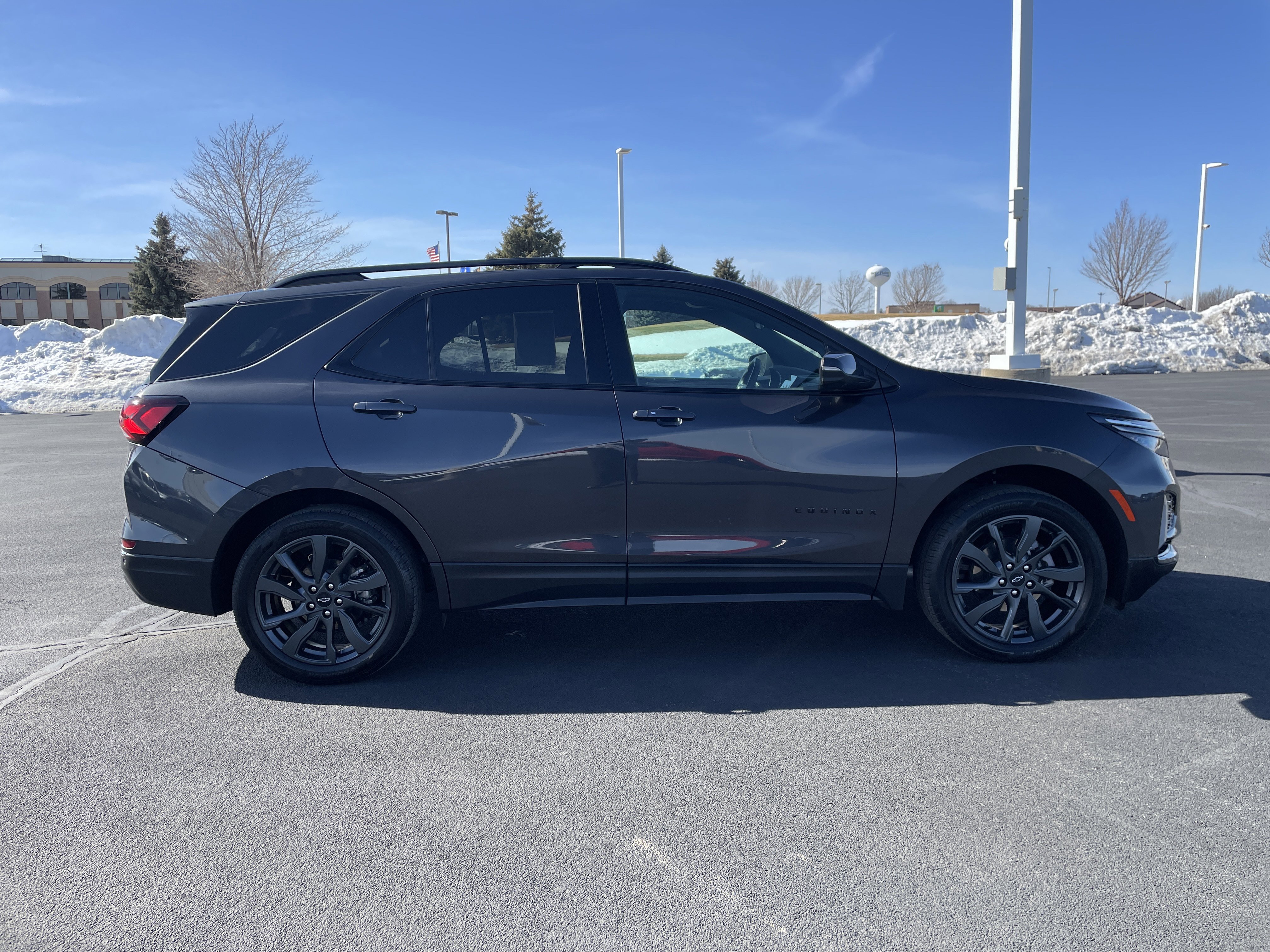Certified 2023 Chevrolet Equinox RS w/ RS Leather Package image 6