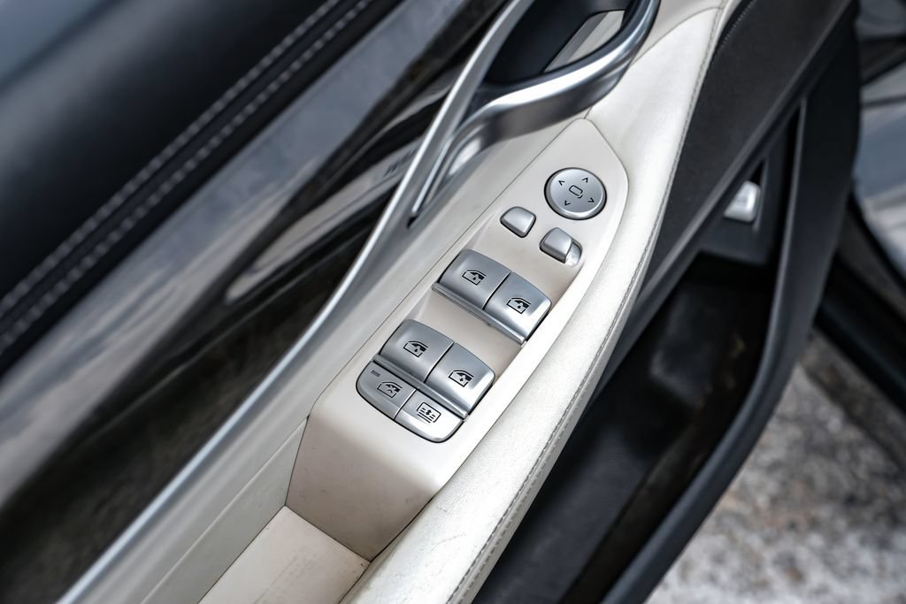 Used 2018 BMW 740i RWD image 37