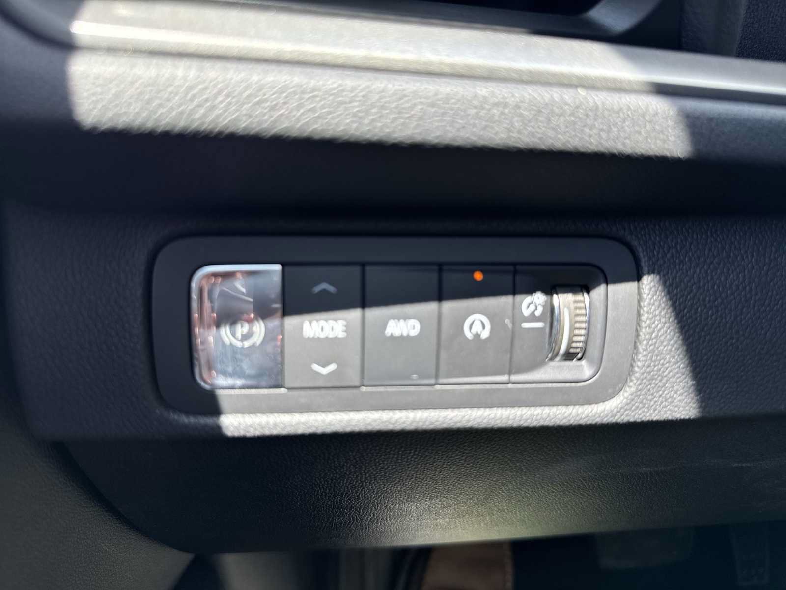 Certified 2025 Chevrolet Traverse LT AWD/4WD image 36