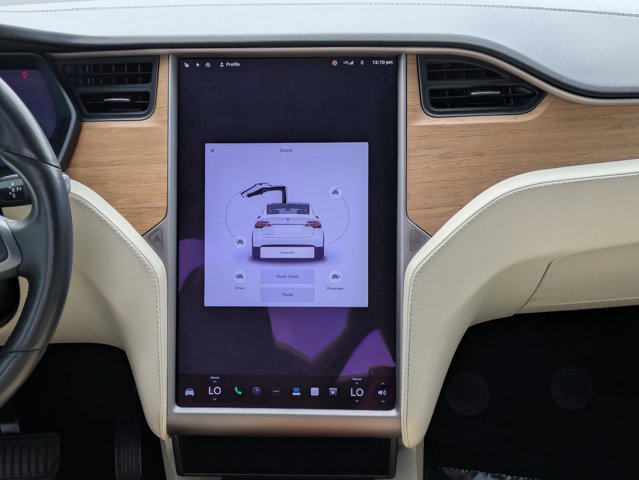 Used 2020 Tesla Model X Long Range image 15