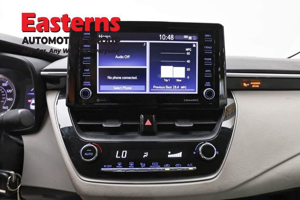 Used 2022 Toyota Corolla LE FWD image 11