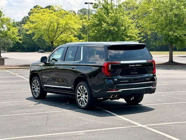 Used 2026 GMC Yukon Denali w/ Denali Reserve Package AWD/4WD image 5
