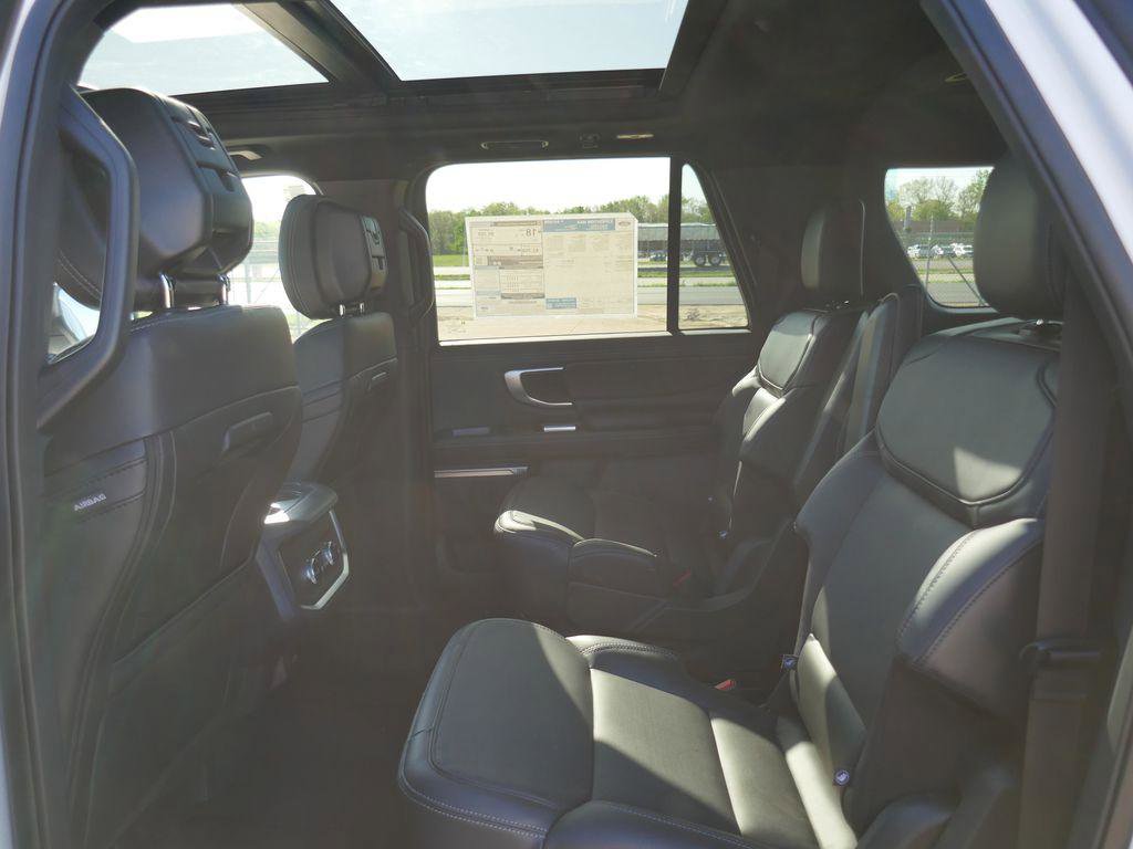 New 2026 Ford Expedition Max Platinum AWD/4WD image 13