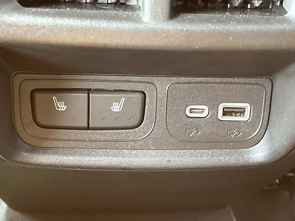 Used 2021 Cadillac XT4 Premium Luxury FWD image 19