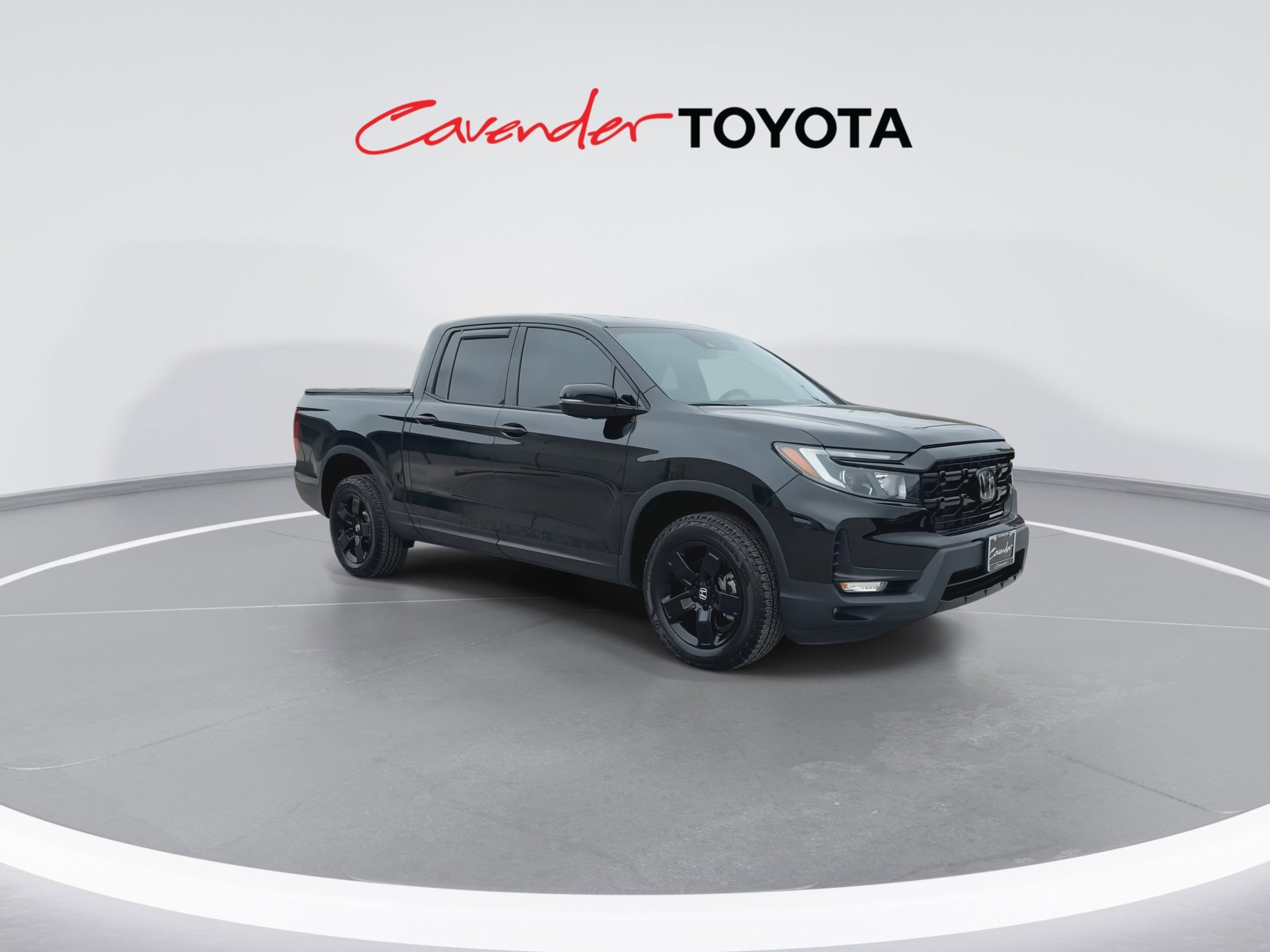 Used 2025 Honda Ridgeline Black Edition image 2