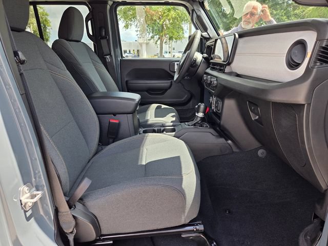 Certified 2024 Jeep Wrangler Unlimited Sport AWD/4WD image 18