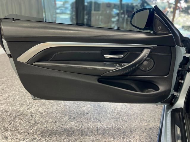 Used 2018 BMW M4 Coupe image 18