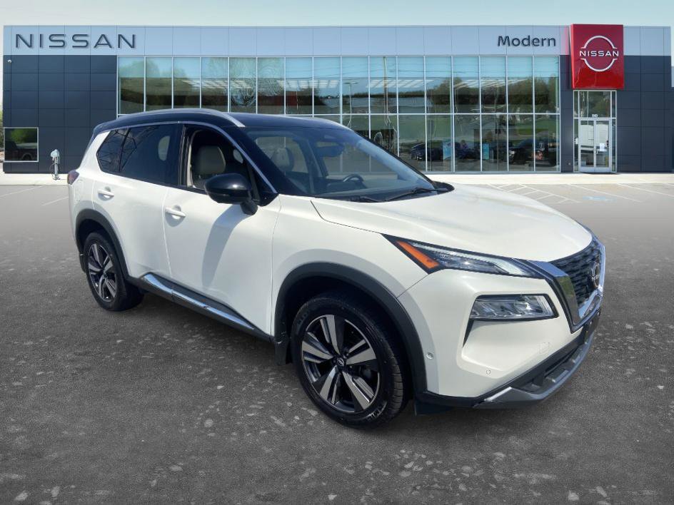 Certified 2023 Nissan Rogue SL w/ SL Premium Package AWD/4WD image 3