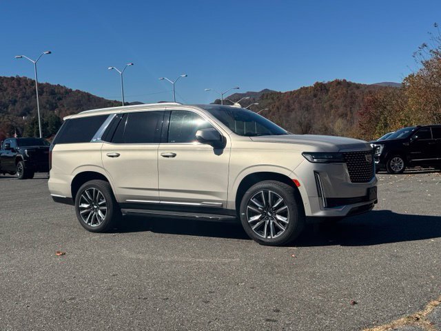 Used 2021 Cadillac Escalade Premium Luxury w/ Performance Package AWD/4WD image 22