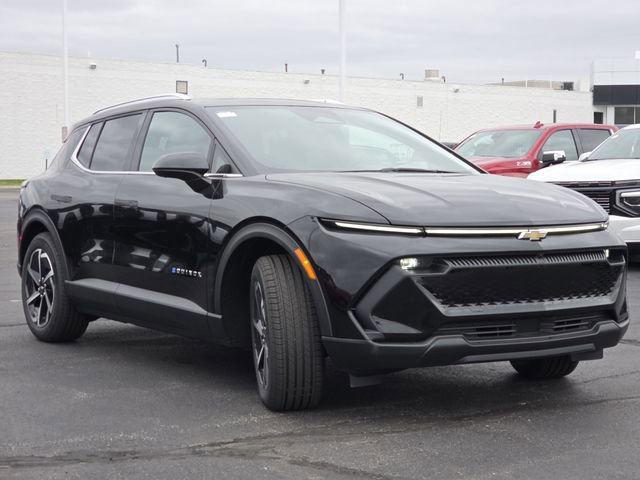 New 2026 Chevrolet Equinox EV LT image 15