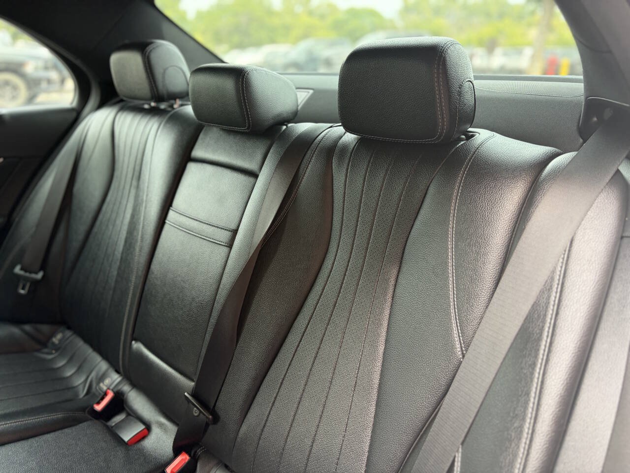 Used 2017 Mercedes-Benz E 300 4MATIC image 20