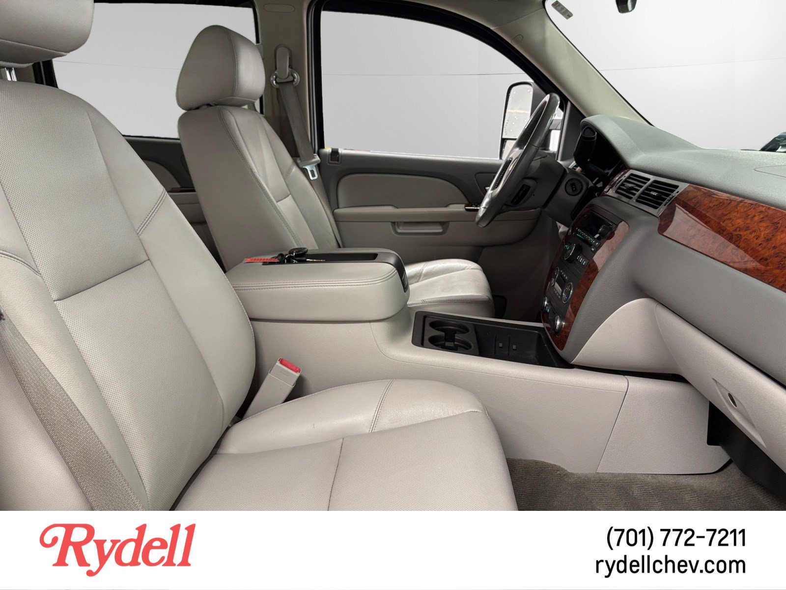 Used 2014 Chevrolet Silverado 3500 LTZ w/ Suspension Package, Off-Road AWD/4WD image 16