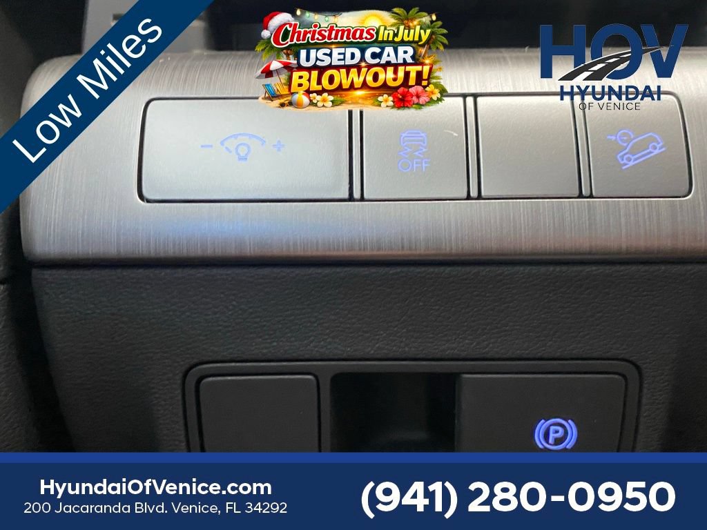 Used 2024 Hyundai Kona SEL w/ Convenience Package FWD image 40