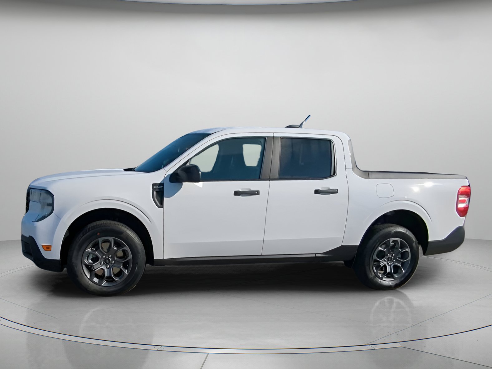 New 2026 Ford Maverick XLT AWD/4WD image 15