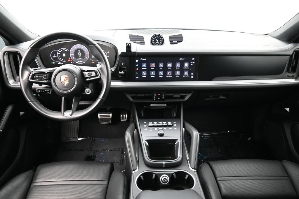 Certified 2025 Porsche Cayenne S AWD/4WD image 6