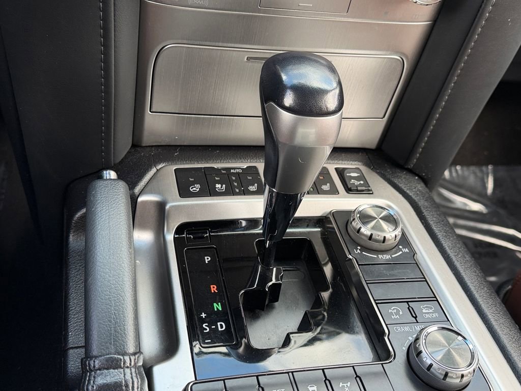 Used 2021 Toyota Land Cruiser image 25