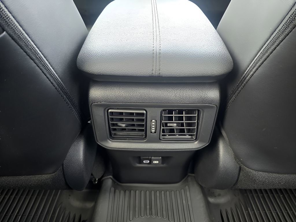 Used 2023 Toyota RAV4 XSE image 27