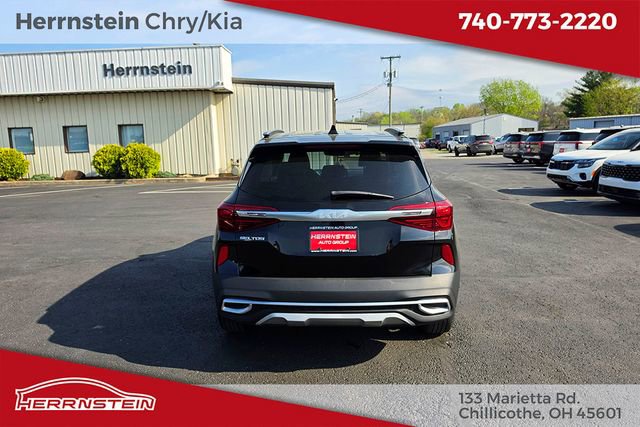 Used 2023 Kia Seltos S w/ Navigation Package AWD/4WD image 29