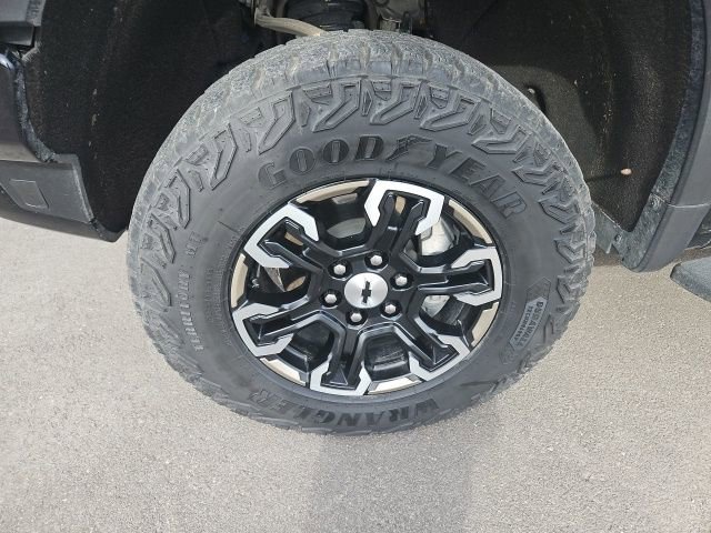 Used 2023 Chevrolet Silverado 1500 ZR2 w/ Technology Package image 10