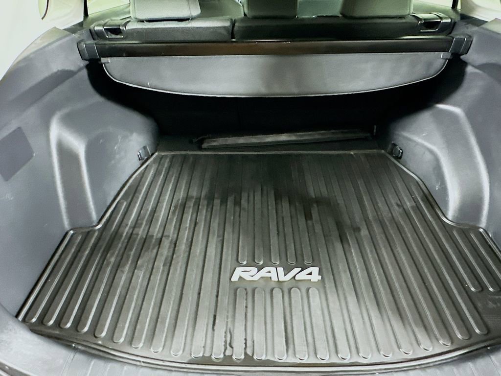 Used 2023 Toyota RAV4 XLE w/ Convenience Package image 35