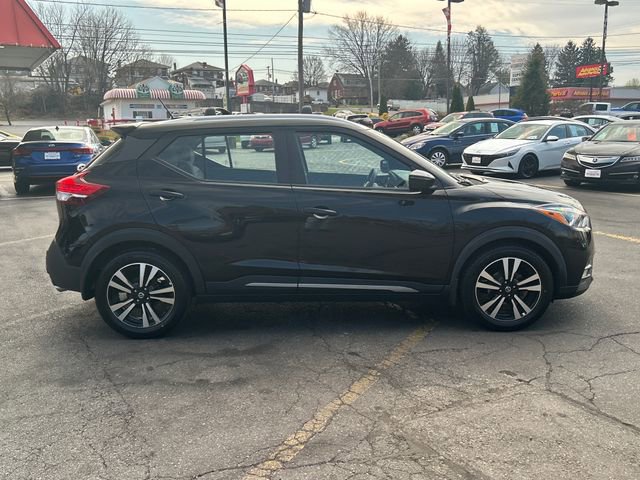 Used 2020 Nissan Kicks SR w/ Exterior Package image 7