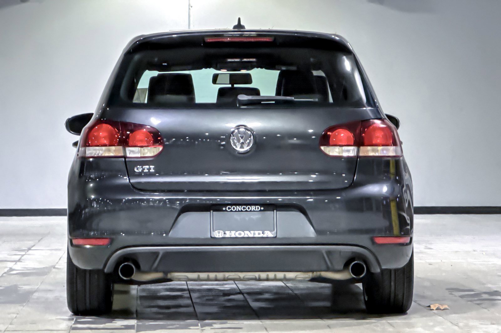 Used 2013 Volkswagen GTI Driver's Edition image 9