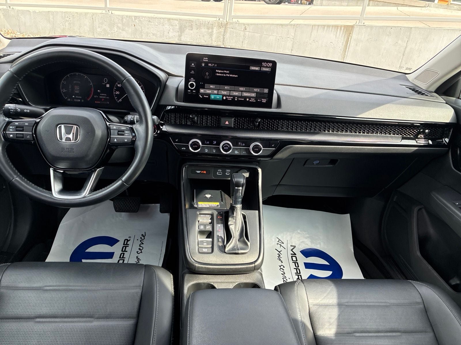 Used 2023 Honda CR-V EX-L image 17