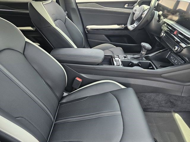Used 2025 Kia K5 GT-Line FWD image 12