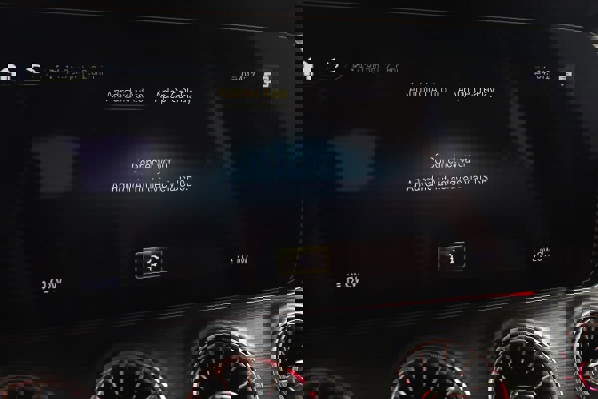 Used 2023 Mercedes-Benz AMG GT 43 w/ Driver Assistance Package image 53