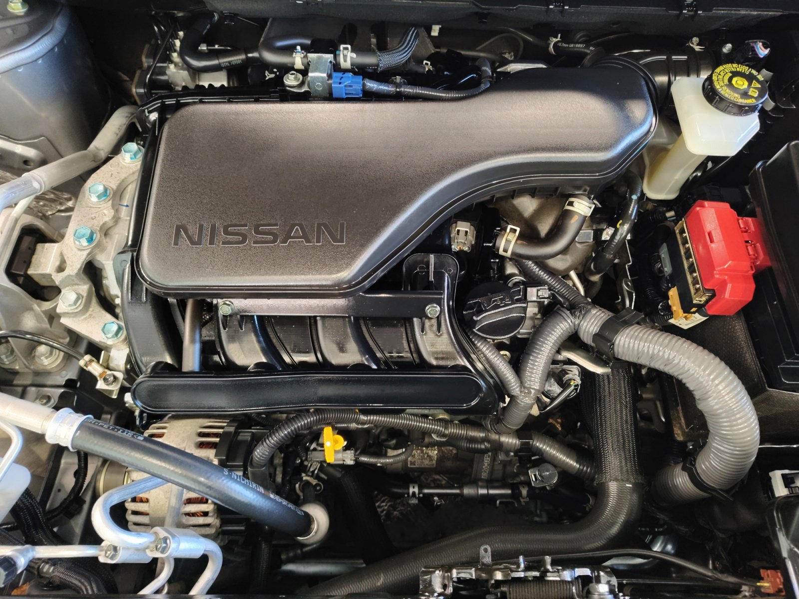 Used 2022 Nissan Rogue Sport SL w/ Premium Package image 33