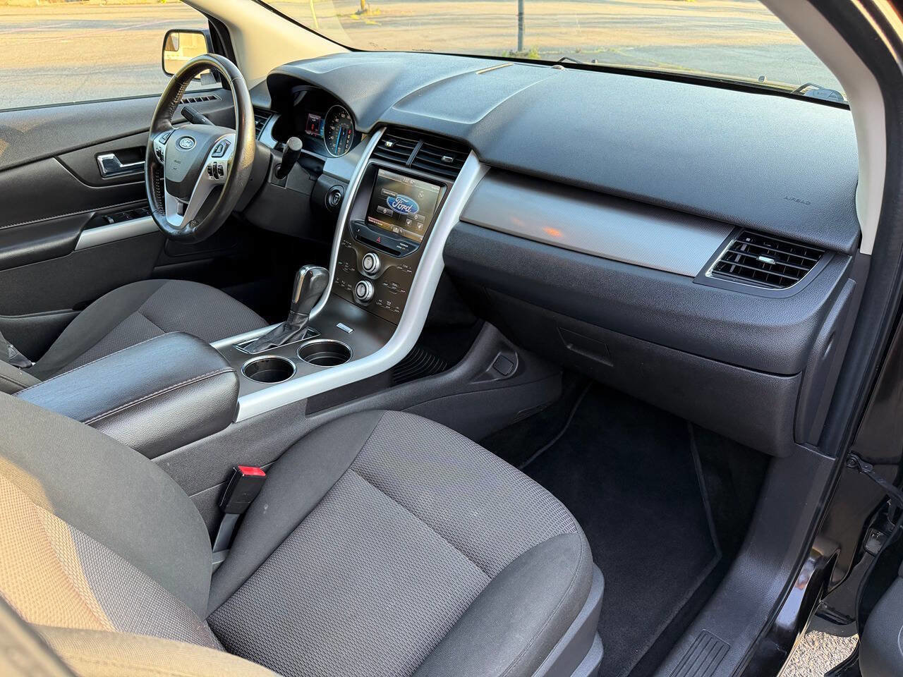 Used 2014 Ford Edge SEL w/ Driver Entry Package AWD/4WD image 45